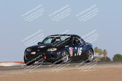 media/Oct-15-2023-CalClub SCCA (Sun) [[64237f672e]]/Group 6/Qualifying/